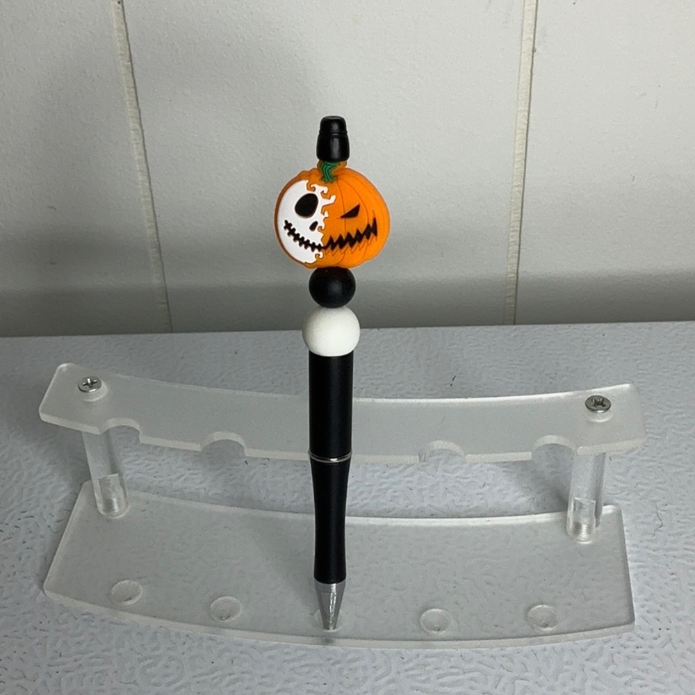 Halloween Pumpkin Pen with Skull Design